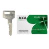 Sleutel van Axa met een foto van een voorbeeld certificaat. In deze samenstelling is het mogelijk om een sleutel op sleutelnummer bij te bestellen.